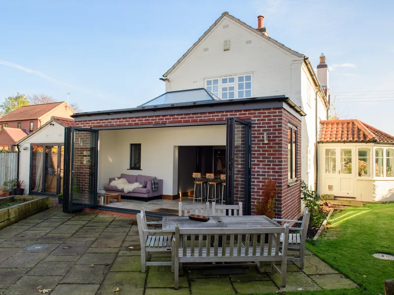 Bifold Southgate